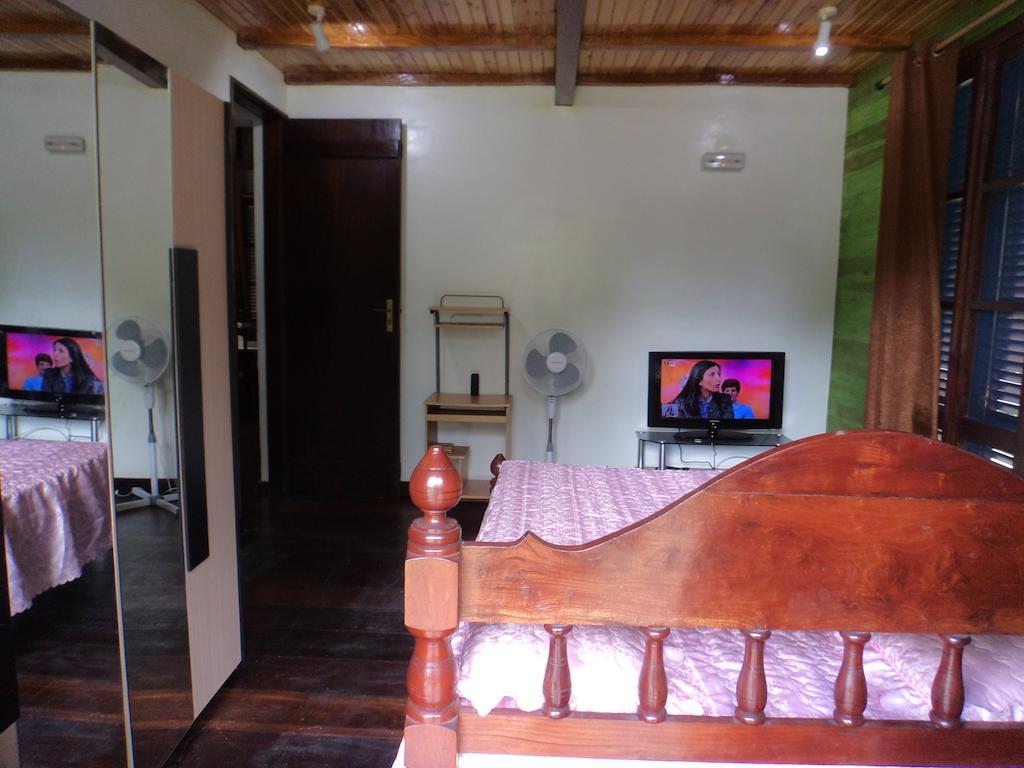 Jardim Botanico Me-Zochi Hotel Sao Tome Bilik gambar