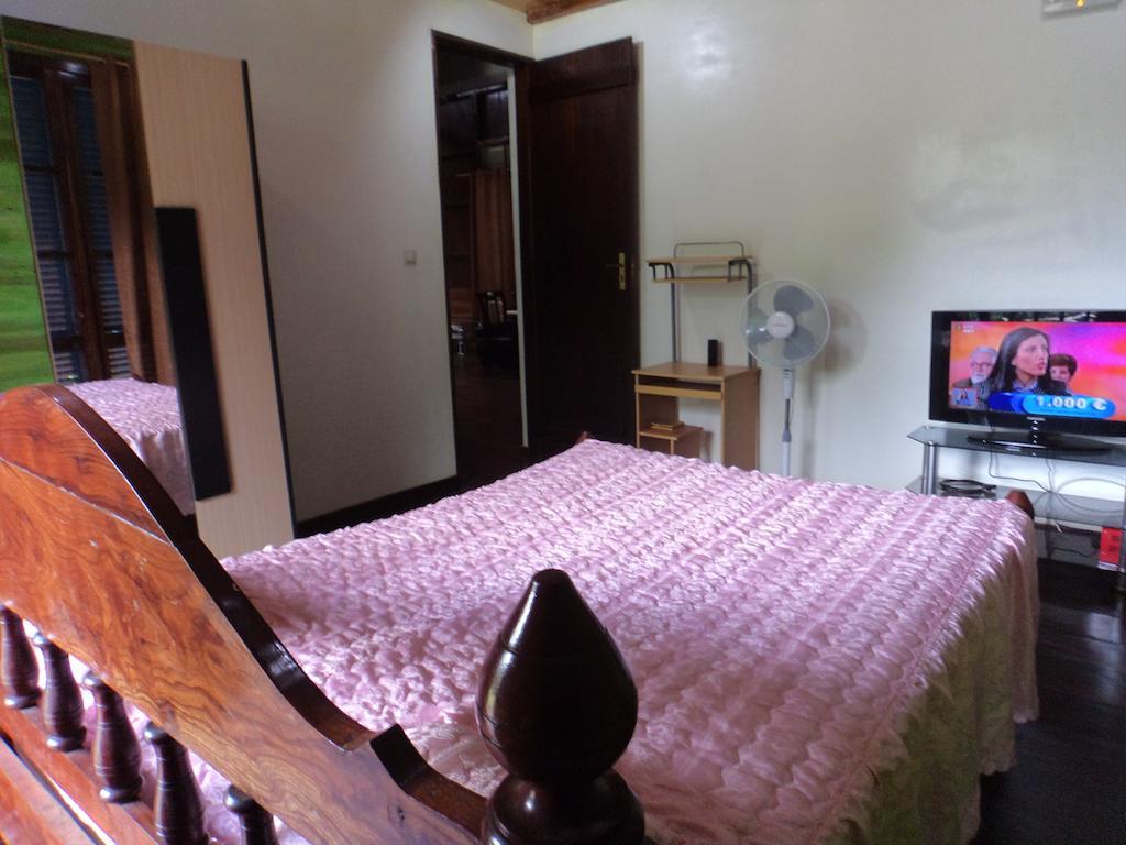 Jardim Botanico Me-Zochi Hotel Sao Tome Bilik gambar